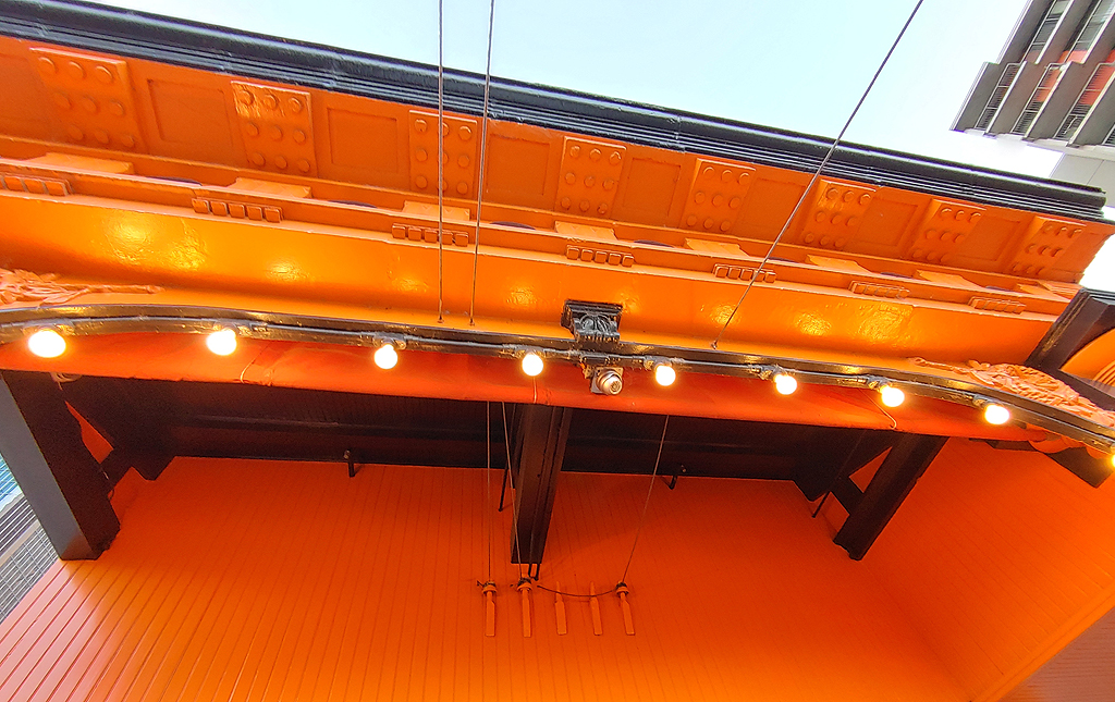 Angels Flight Railway, Los Angeles, by Laurie Stevens
