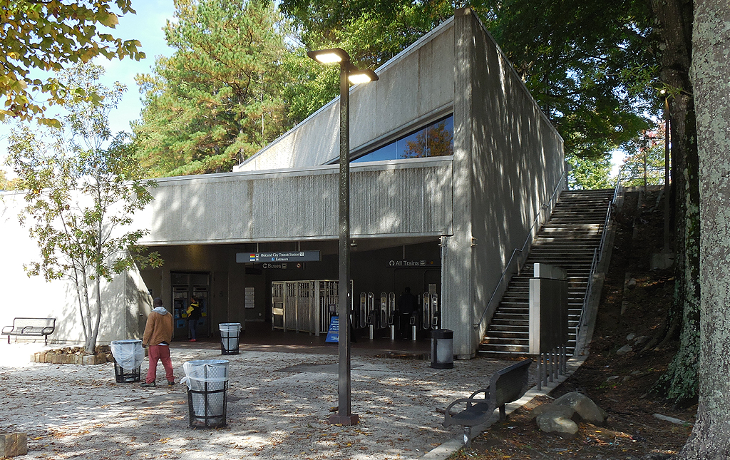 Oakland City Marta station, Atlanta, GA