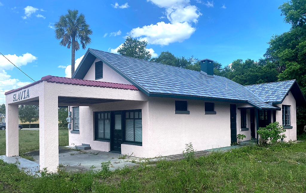Former gas station and store, Slavia, Florida