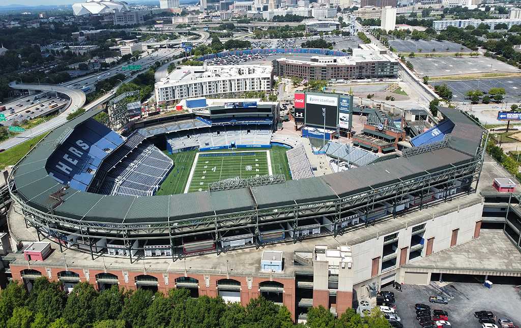 Atlanta's Center Parc Stadium, by Liubov Panasiuk / Liuba.drone